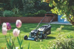 Webb WER18HP4 46cm 125cc Hand-Propelled Rotary Petrol Lawn Mower 15 Webb WER18HP4 46cm 125cc Hand-Propelled Rotary Petrol Lawn Mower -Outdoor Garden Shop 197PP A5