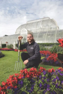 Spear & Jackson Kew Gardens Collection Neverbend Carbon Digging Fork 195mm -Outdoor Garden Shop 206KG A4