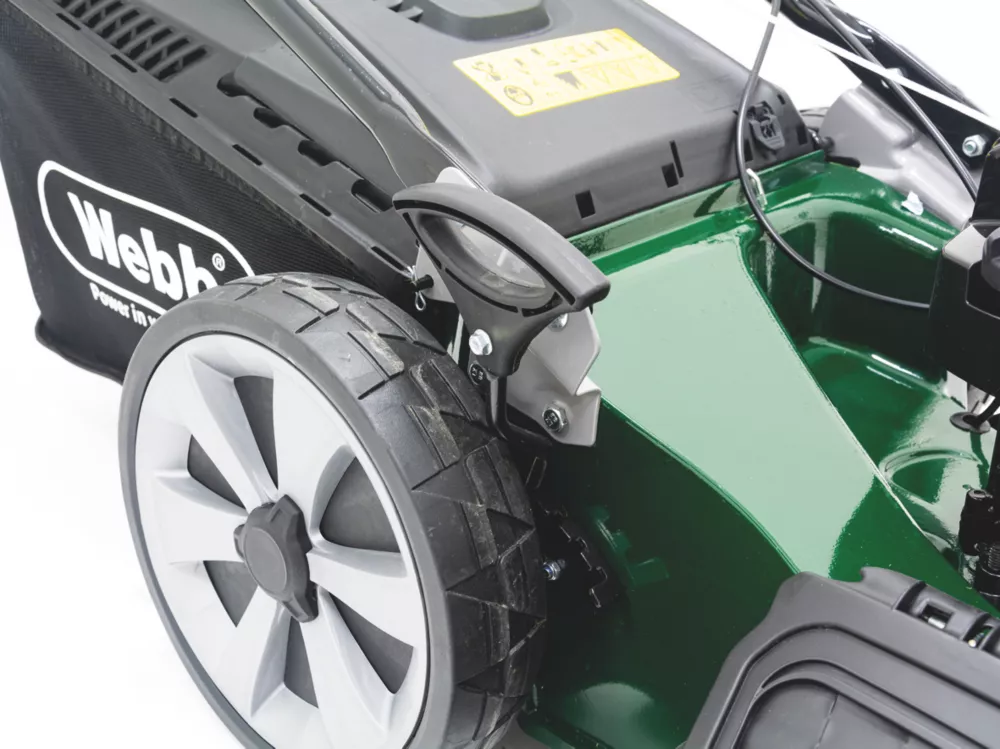 Webb WER21ALSP 53cm 163cc Self-Propelled Rotary Petrol Lawn Mower 9 Webb WER21ALSP 53cm 163cc Self-Propelled Rotary Petrol Lawn Mower - Image 7