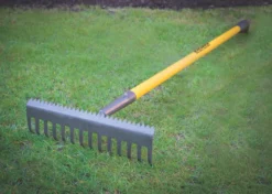 Roughneck Sharp Edge Soil Rake 350mm -Outdoor Garden Shop 406KG A2