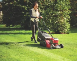Mountfield Empress 41 Roller Li Kit 48V 2 X 4.0 Ah & 2.0Ah Li-Ion E-Power Brushless Cordless 41cm Self-Propelled Rotary Lawn Mower 17 Mountfield Empress 41 Roller Li Kit 48V 2 X 4.0 Ah & 2.0Ah Li-Ion E-Power Brushless Cordless 41cm Self-Propelled Rotary Lawn Mower -Outdoor Garden Shop 635RV A7
