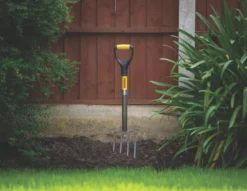 Roughneck Micro Fork 142mm -Outdoor Garden Shop 653KG A2