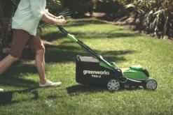 Greenworks 40V 2 X 2.0Ah Li-Ion Cordless 41cm Lawn Mower 16 Greenworks 40V 2 X 2.0Ah Li-Ion Cordless 41cm Lawn Mower -Outdoor Garden Shop 682HT A6