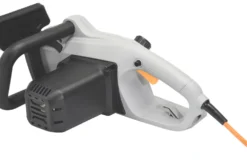 Titan TTL758CHN 2000W 230V Electric 40cm Chainsaw -Outdoor Garden Shop 719FG A3