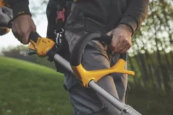 Stiga BC 330 A 25.4cc Split Straight Shaft 2-Stroke Petrol Brushcutter 17 Stiga BC 330 A 25.4cc Split Straight Shaft 2-Stroke Petrol Brushcutter -Outdoor Garden Shop 844RV A7