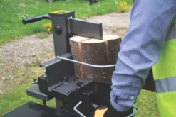 The Handy THLSV7 Corded 55cm Vertical Log Splitter 3kW 15 The Handy THLSV7 Corded 55cm Vertical Log Splitter 3kW -Outdoor Garden Shop 887KT A5