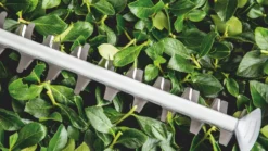 Bosch UniversalHedgeCut 50 50cm 480W 240V Corded Hedge Trimmer -Outdoor Garden Shop 993KT A5